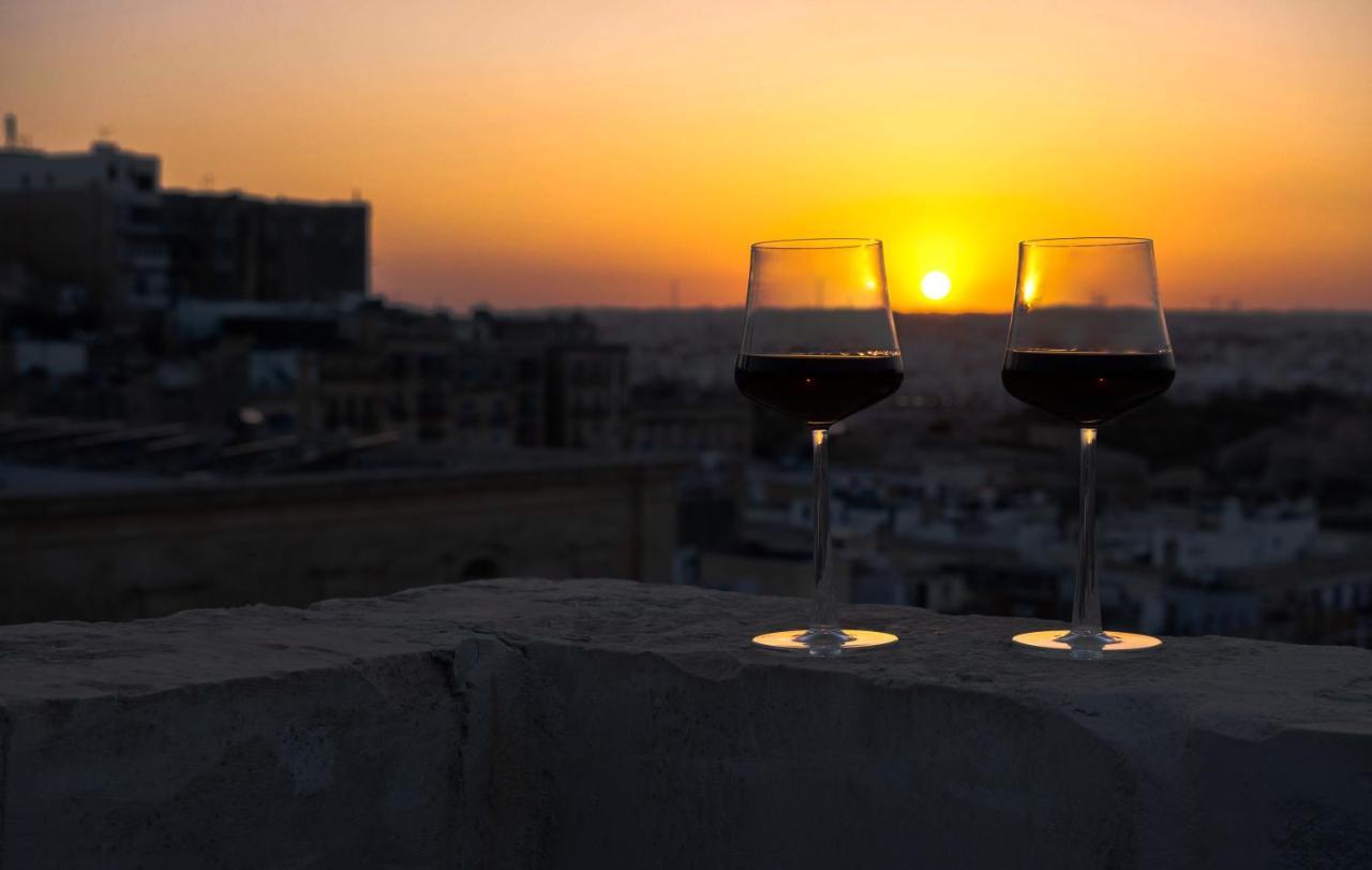 Mulberry Suites Valletta Bagian luar foto