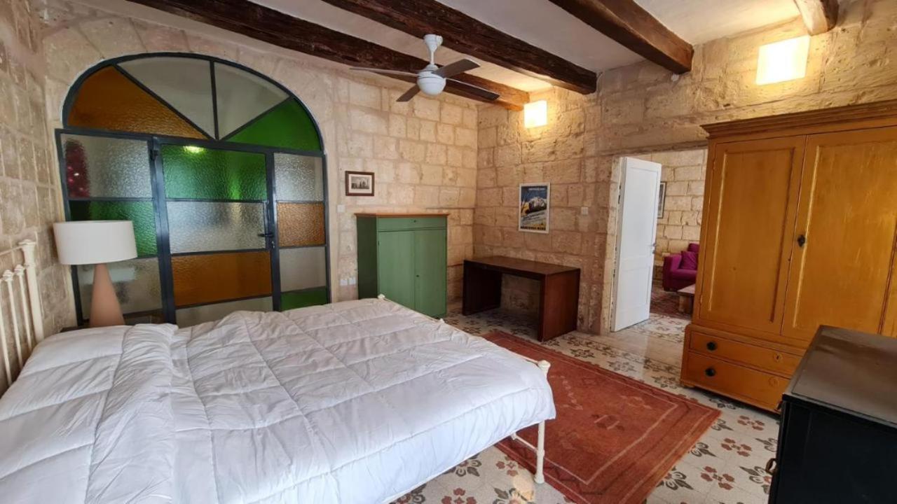 Mulberry Suites Valletta Bagian luar foto