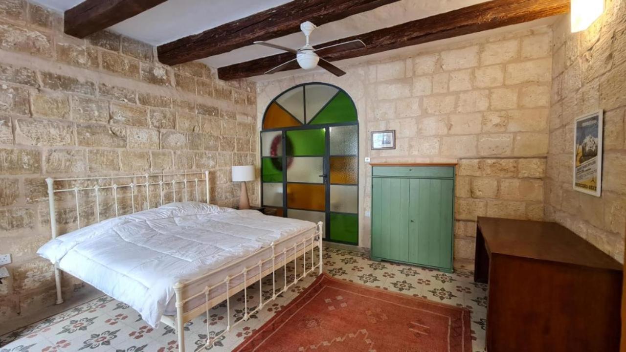 Mulberry Suites Valletta Bagian luar foto