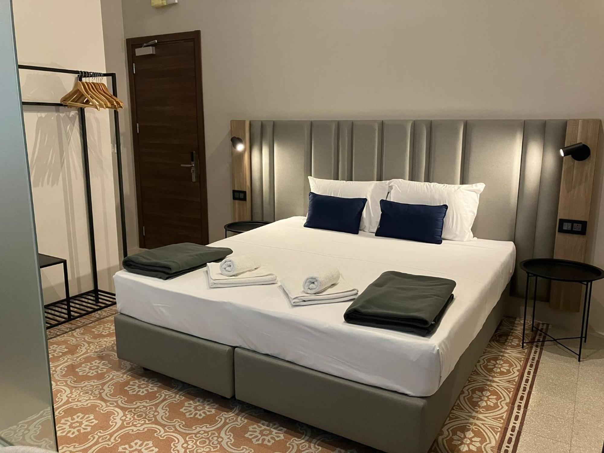 Mulberry Suites Valletta Bagian luar foto