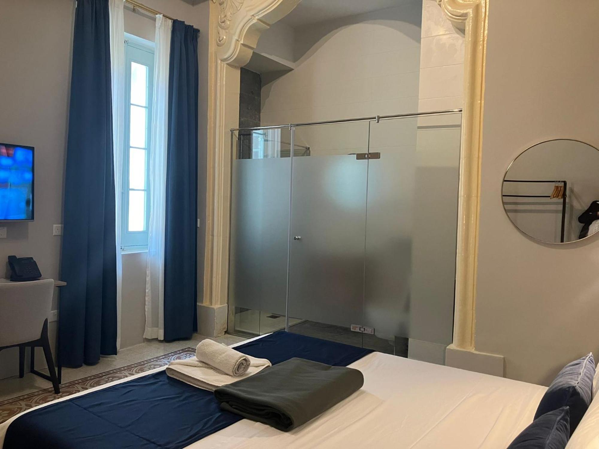 Mulberry Suites Valletta Bagian luar foto